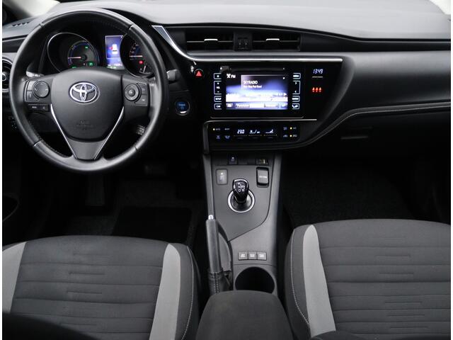 Toyota AURIS 1.8 Hybrid | Trekhaak | Achteruitrijcamera | BOVAG-garantie