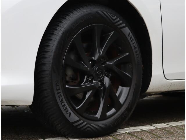 Toyota AURIS 1.8 Hybrid | Trekhaak | Achteruitrijcamera | BOVAG-garantie