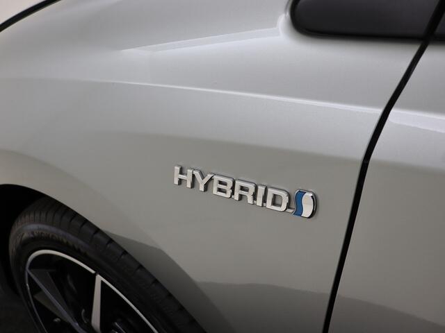 Toyota AURIS Touring Sports 1.8 Hybrid Dynamic Ultimate | NL auto | Dealeronderhouden auto |