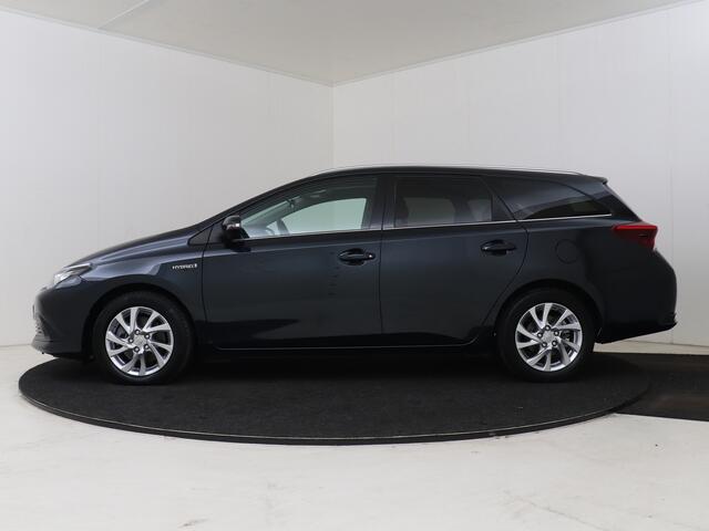 Toyota AURIS Touring Sports 1.8 Hybrid Trend | BTW Voertuig | Panorama dak | Achteruitrijcamera |