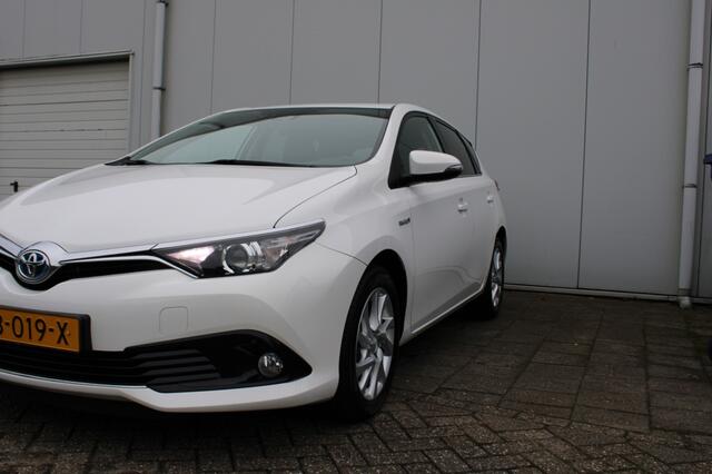 Toyota AURIS 1.8 Hybrid Dynamic