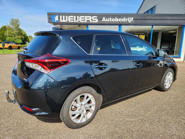 Toyota AURIS 1.8 HYBRID DYNAMIC Trekhaak, Android Auto/Apple Carplay, LM, Navigatie