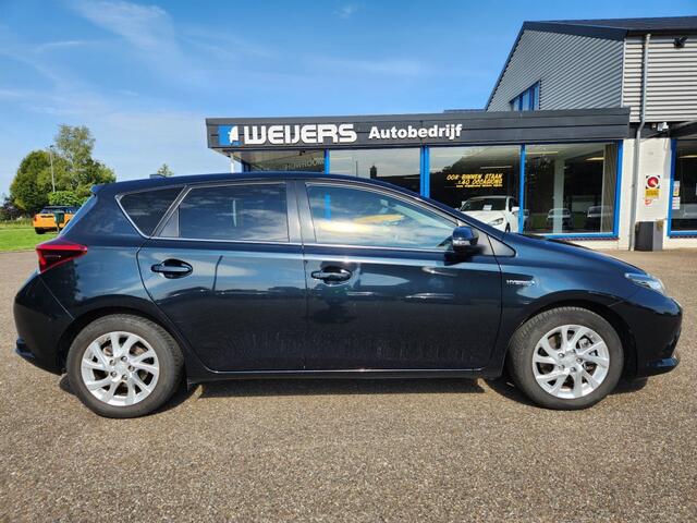 Toyota AURIS 1.8 HYBRID DYNAMIC Trekhaak, Android Auto/Apple Carplay, LM, Navigatie