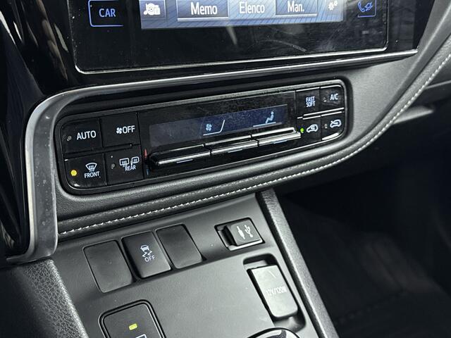 Toyota AURIS Touring Sports 1.8 Hybrid Black Edition | 17 inch velgen | climaatcontrol | bluetooth |