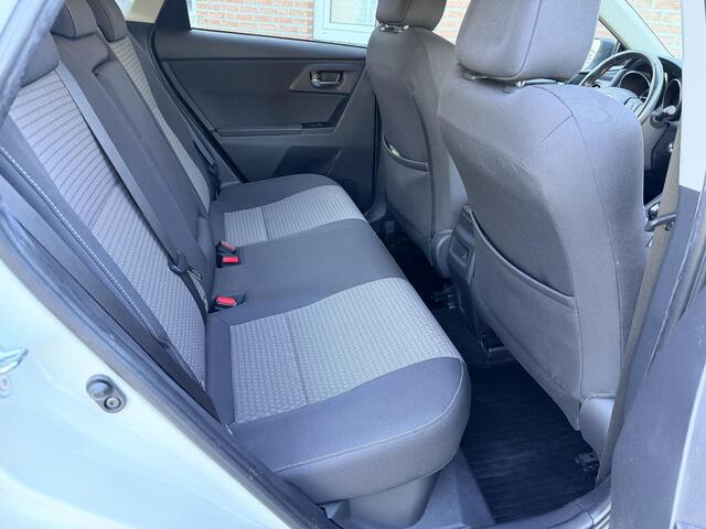 Toyota AURIS 5-Deurs 1.8 Hybrid Black Edition *Navigatie*Stoelverw.*