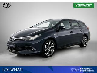 toyota-auris-touring-sports-1.8-hyb