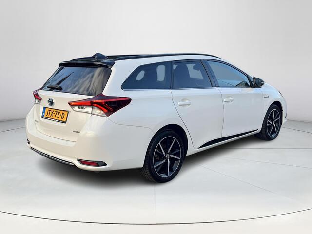 Toyota AURIS 1.8 Hybrid Black Edition | Navigatie | Achteruitrijcamera | Climate control