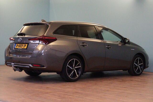 Toyota AURIS Touring Sports 1.8 Hybrid Dynamic | NAVI | CLIMA | CAMERA | STOELVERW | TREKHAAK |