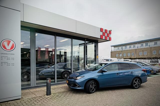 Toyota AURIS Touring Sports 1.8 Hybrid Dynamic Ultimate | TREKHAAK | STOELVERWARMING