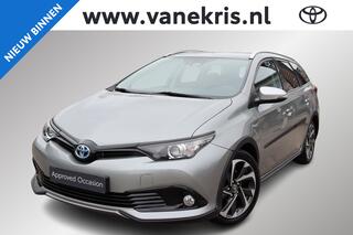 toyota-auris-1.8-ts-hybrid-freestyl