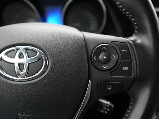 Toyota AURIS 1.8 Hybrid Executive | LED Verlichting | Navigatie | Dealer Onderhouden |