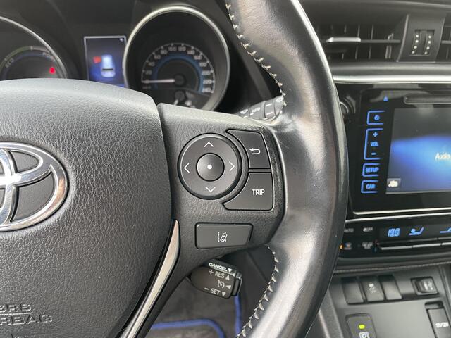 Toyota AURIS 1.8 Hybrid Dynamic TS | 99.000 Km | Navigatie |