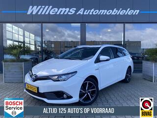 toyota-auris-touring-sports-1.8-hyb