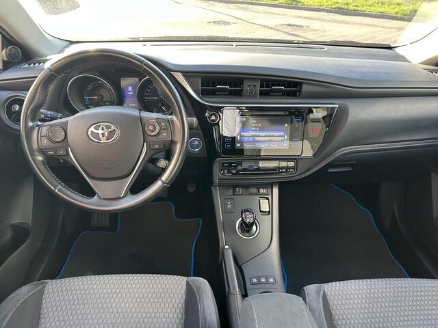 Toyota AURIS 1.8 Hybrid Dynamic | Delaer onderhouden | Smart Entry | Deep titanium kleur