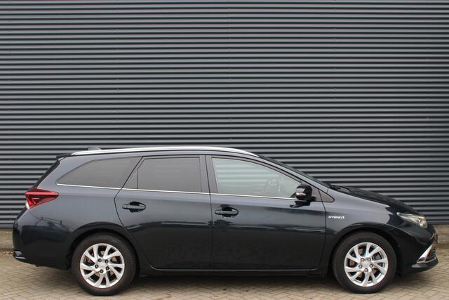 Toyota AURIS Touring Sports 1.8 Hybrid Lease pro Panoramadak Led Keyless Stoelverwarming