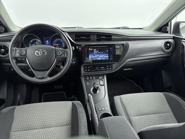 Toyota AURIS Touring Sports 1.8 Hybrid Dynamic Ultimate | Comfortstoelen + Stoelverwarming | Rijstrooksensor |