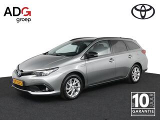 toyota-auris-touring-sports-1.8-hyb