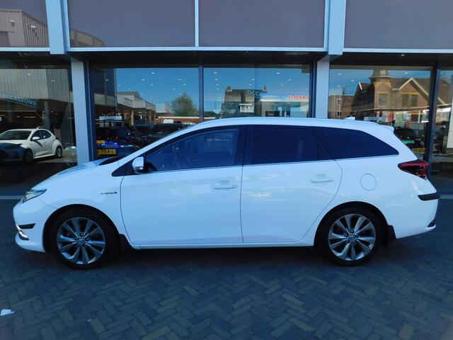 Toyota AURIS Touring Sports 1.8 Hybrid Business Pro