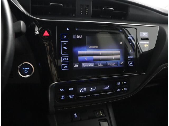 Toyota AURIS Touring Sports 1.8 Hybrid Dynamic Go