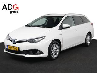 toyota-auris-touring-sports-1.8-hyb