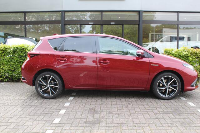 Toyota AURIS 1.8 Hybrid Dynamic | Rijklaar | DAB+ | Cruise | Bluetooth | Camera | Stoelverwarming | Clima |