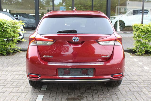 Toyota AURIS 1.8 Hybrid Dynamic | Rijklaar | DAB+ | Cruise | Bluetooth | Camera | Stoelverwarming | Clima |