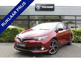 toyota-auris-1.8-hybrid-dynamic--r