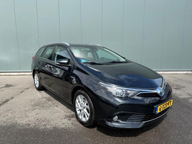 Toyota AURIS Touring Sports 1.8 Hybr. Black Ed. CAMERA | STOELVERWARMING !