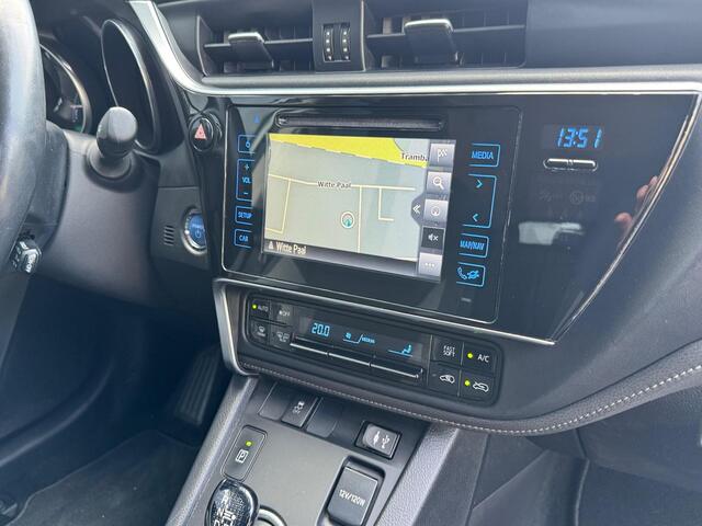 Toyota AURIS Touring Sports 1.8 Hybrid Dynamic ? Navi ? Camera ? Clima