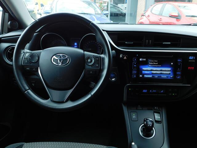Toyota AURIS 1.8 Hybrid Dynamic