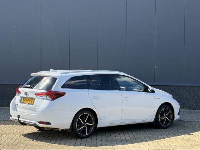Toyota AURIS Touring Sports 1.8 Hybrid Lease Exclusive