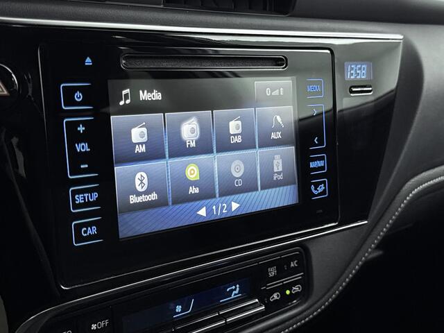 Toyota AURIS 1.8 Hybrid Dynamic | Navigatie | Cruise Control | DAB | Climate Control | Trekhaak | Achteruitrijcamera |