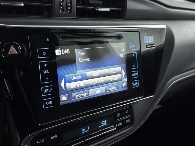 Toyota AURIS Touring Sports 1.8 Hybrid Black Edition | Navigatie | Climate control | Trekhaak | Achteruitrijcamera | Spiegels elektrisch verstel/inklapbaar |