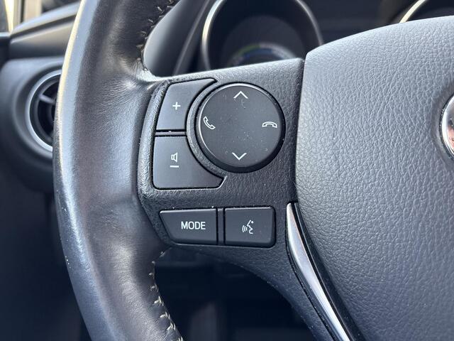 Toyota AURIS 1.8 Hybrid Dynamic **NAVIGATIE/ CRUISE CONTROL/ CLIMATE CONTROL**