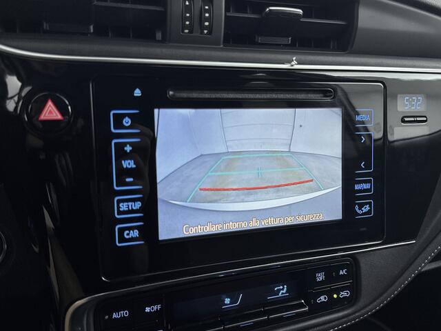Toyota AURIS 1.8 Hybrid Dynamic | Cruise Control | Achteruitrijcamera |