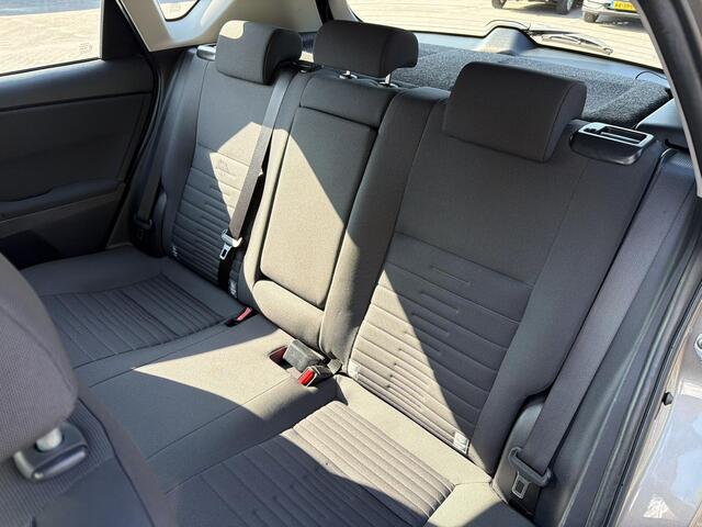 Toyota AURIS 1.8 Hybrid Executive | Navigatie | Camera | Stoelverwarming