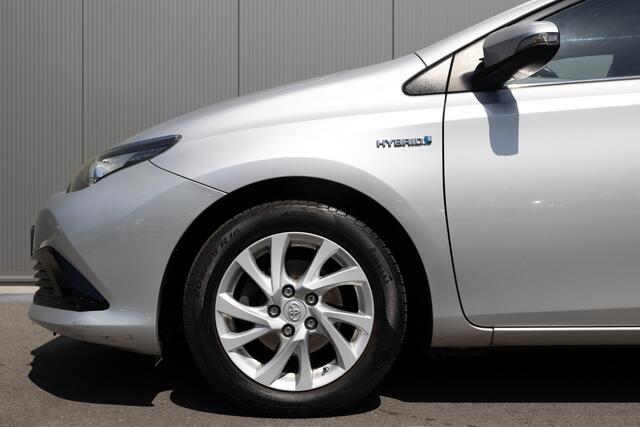 Toyota AURIS 1.8 Hybrid Dynamic | CAMERA | TREKHAAK |