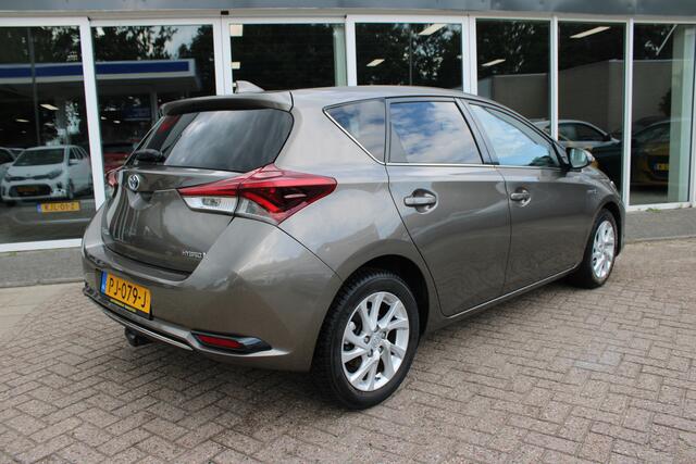 Toyota AURIS 1.8 Hybrid Dynamic