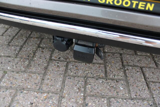 Toyota AURIS 1.8 Hybrid Dynamic