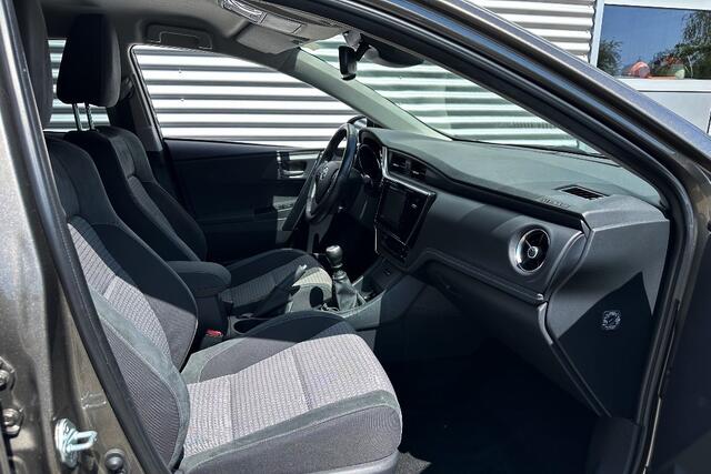 Toyota AURIS 1.2T Energy Plus 1.Eigen. / 20.542 Km!
