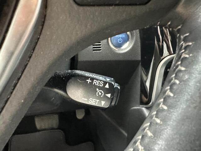 Toyota AURIS Touring Sports 1.8 Hybrid Black Edition Go
