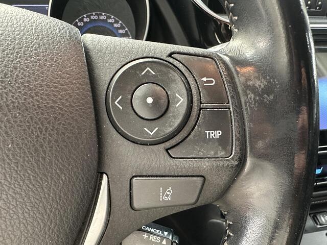 Toyota AURIS Touring Sports 1.8 Hybrid Black Edition Go