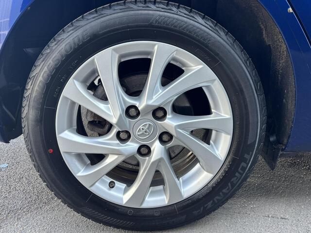 Toyota AURIS 1.8 Hybrid Executive Meeste luxe uitvoering / nieuwstaat / 1e eigenaar / dealer onderhouden