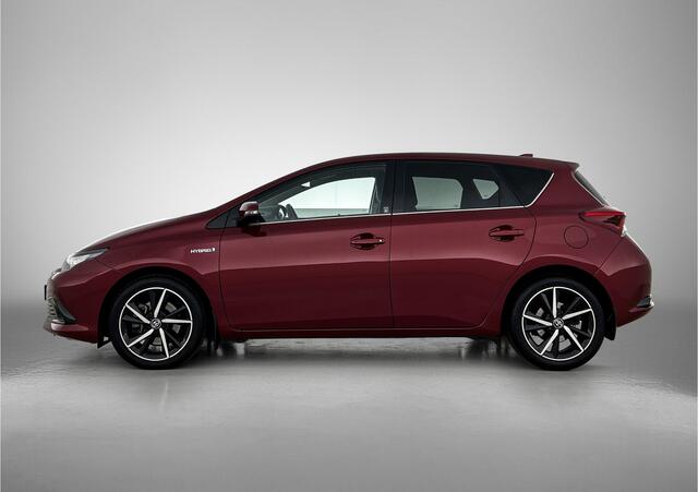 Toyota AURIS 1.8 Hybrid Dynamic Go | Dealer onderhouden | Stoelverwarming | Navigatie | Climate Control | Cruise Control | Achteruitrijcamera | DAB | 17" Velgen |