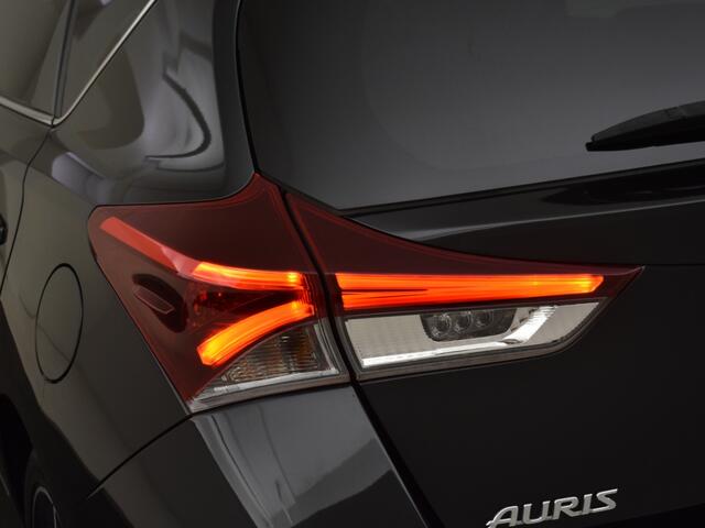 Toyota AURIS 1.8 Hybrid Team D | PDC V+A | Navigatie