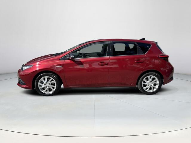 Toyota AURIS 1.8 Hybrid Black Edition **KEYLESS/ TREKHAAK/ CRUISE CONTROL**