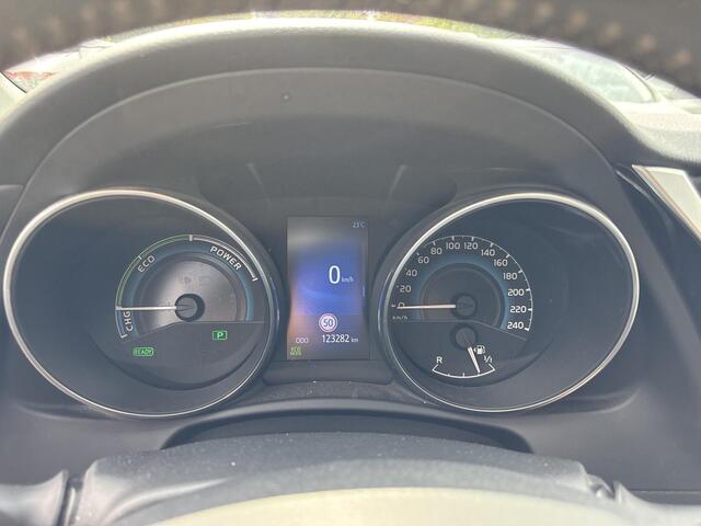 Toyota AURIS 1.8 Hybrid Business Plus