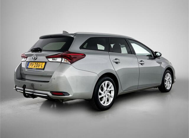 Toyota AURIS Touring Sports 1.8 Hybrid Dynamic Go | NL Auto | Dealeronderhouden |