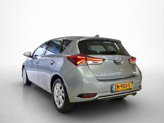 Toyota AURIS 1.2T Active | Camera | LM Velgen |