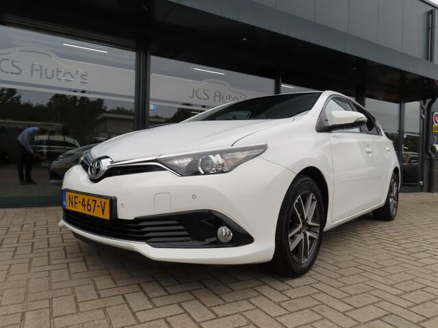 Toyota AURIS 1.2T Dynamic Ecc Cruise Led 2x Pdc Trekhaak 2017